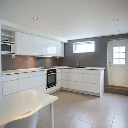 In And Quiet Area * Alesund