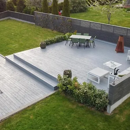 In And Quiet Area Leilighet